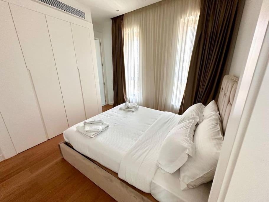 Del Mar Beachfront 3 Bedroom 'A' Residence Limassol Exterior foto