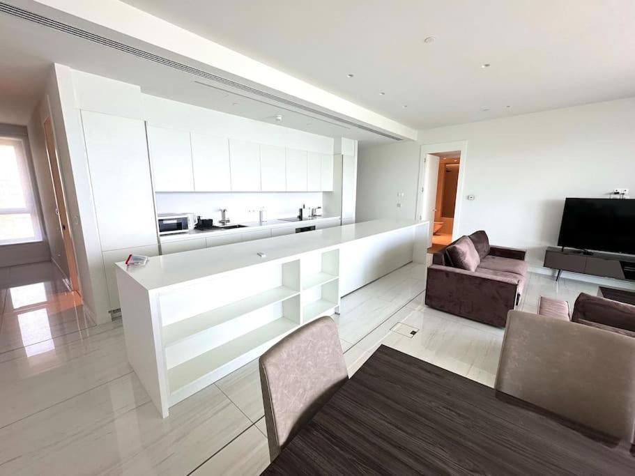 Del Mar Beachfront 3 Bedroom 'A' Residence Limassol Exterior foto