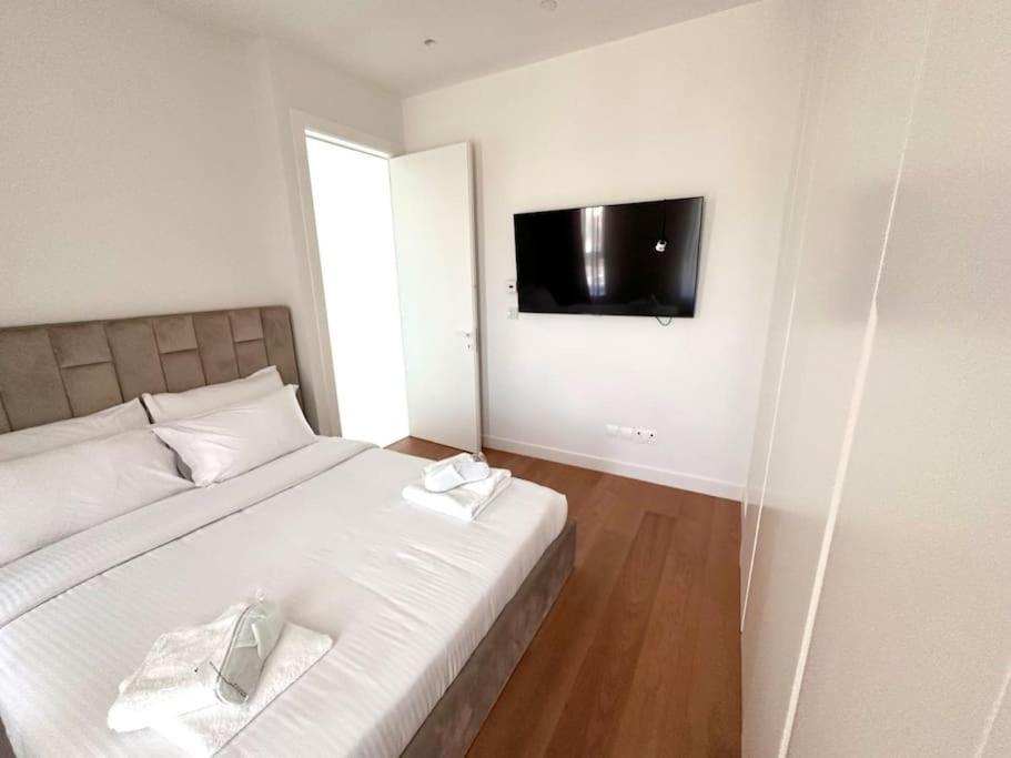 Del Mar Beachfront 3 Bedroom 'A' Residence Limassol Exterior foto