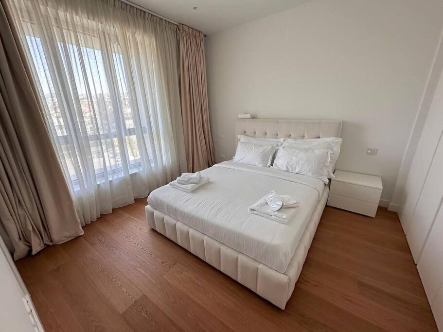 Del Mar Beachfront 3 Bedroom 'A' Residence Limassol Exterior foto